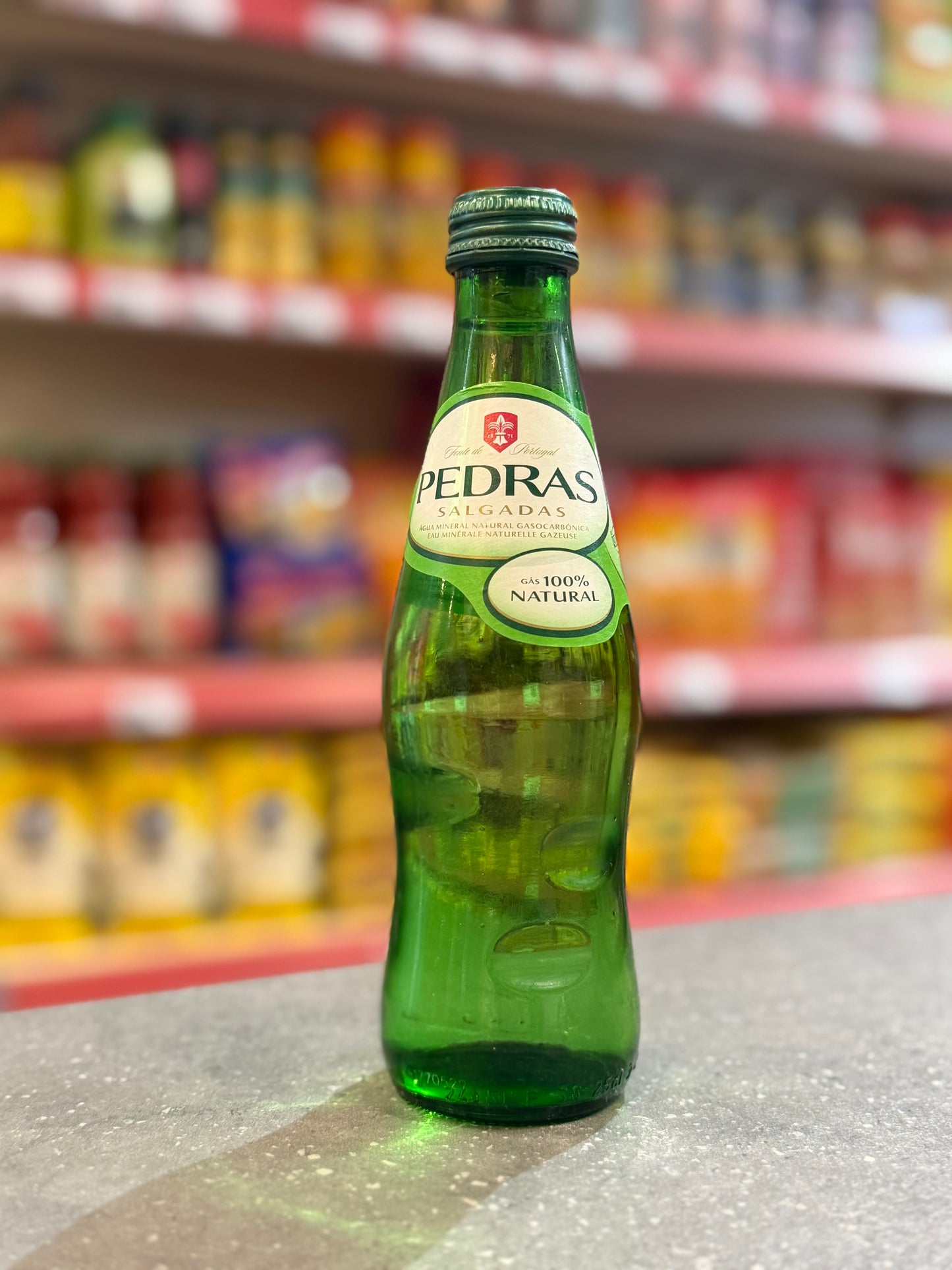 Agua com Gas Natural Pedras / Sparkling Water 250ml